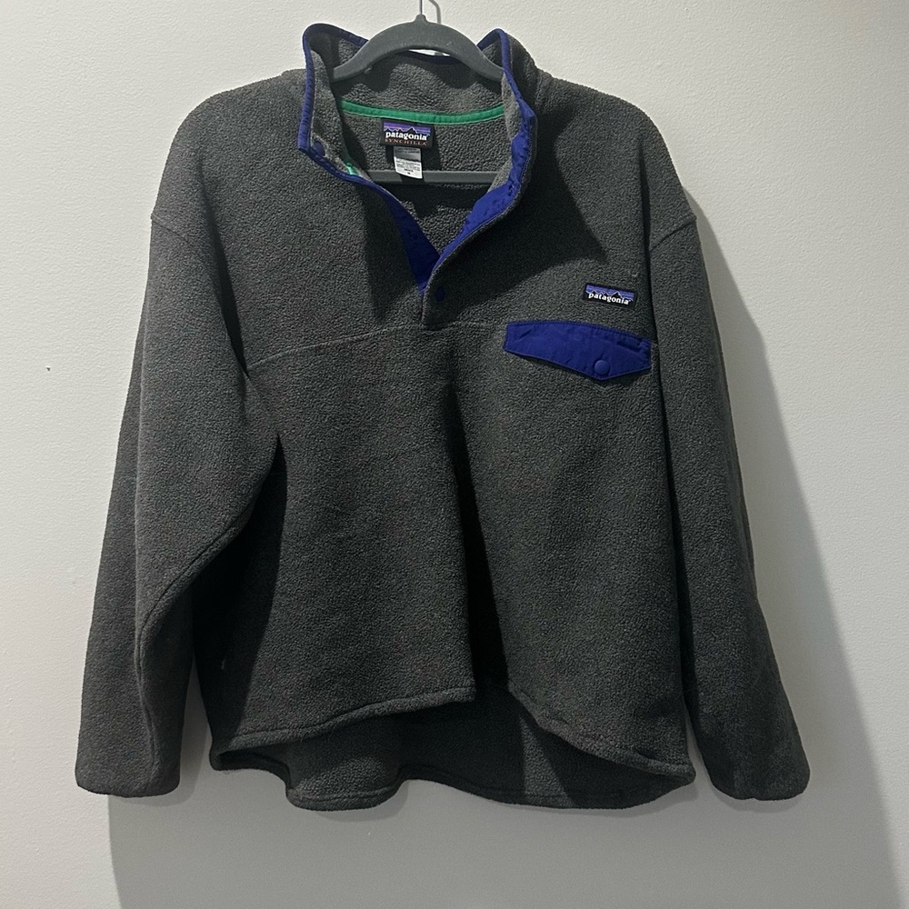 Patagonia Men's Charcoal and Blue Zip Up Sweater Synchella Medium